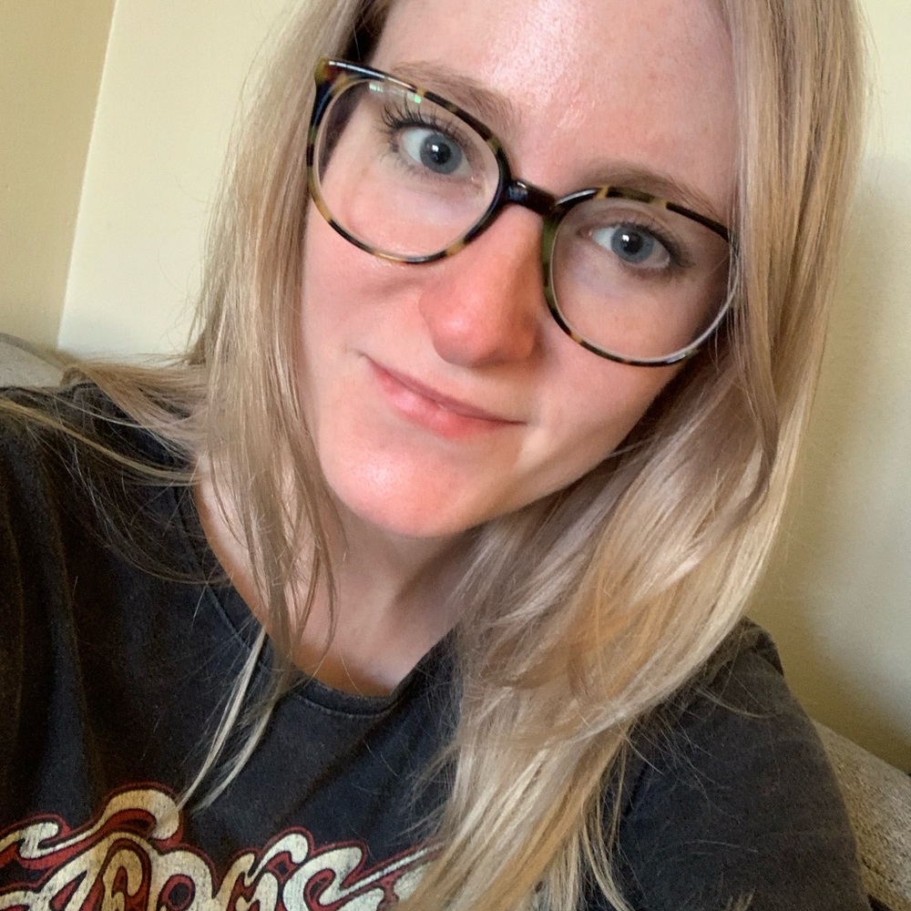 Meet your Posher, Mariette